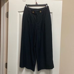 Capri pants , 4 , who what wear